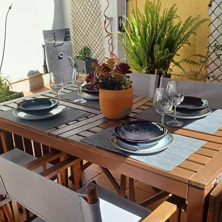 Piso A Pie De Playa Con Terraza Exclusiva Apartment *