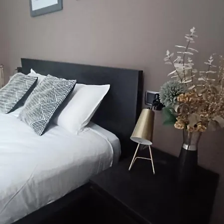 Piso A Pie De Playa Con Terraza Exclusiva Moaña