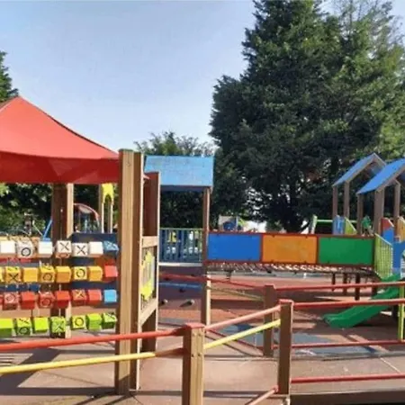 Piso A Pie De Playa Con Terraza Exclusiva *