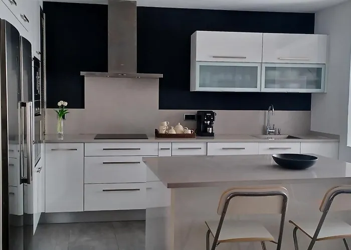 Piso A Pie De Playa Con Terraza Exclusiva