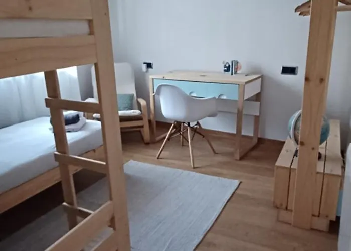 Piso A Pie De Playa Con Terraza Exclusiva * Moaña